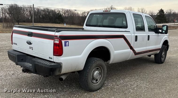 image for item FG0077 2011 Ford F350 Super Duty Crew Cab pickup truck