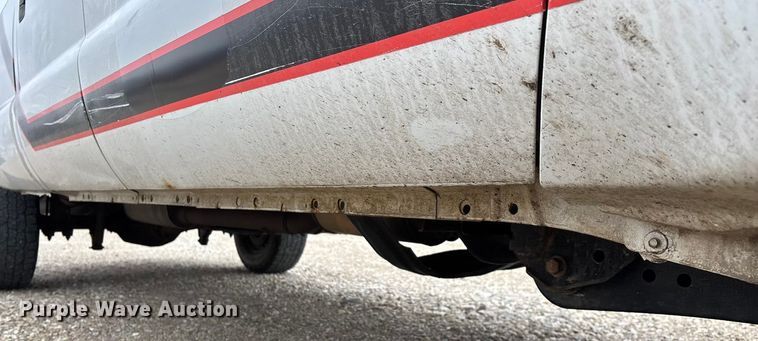 image for item FG0077 2011 Ford F350 Super Duty Crew Cab pickup truck