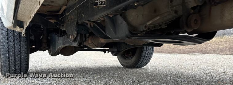 image for item FG0077 2011 Ford F350 Super Duty Crew Cab pickup truck