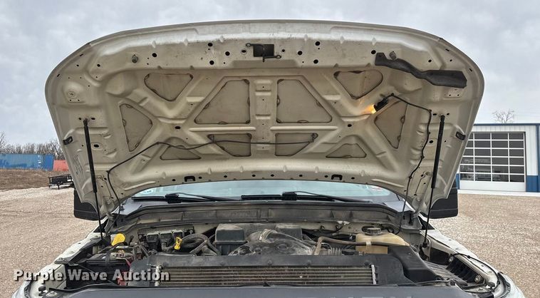 image for item FG0077 2011 Ford F350 Super Duty Crew Cab pickup truck