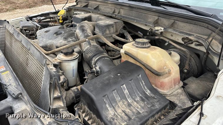 image for item FG0077 2011 Ford F350 Super Duty Crew Cab pickup truck