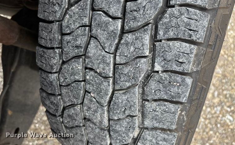 image for item FG0077 2011 Ford F350 Super Duty Crew Cab pickup truck