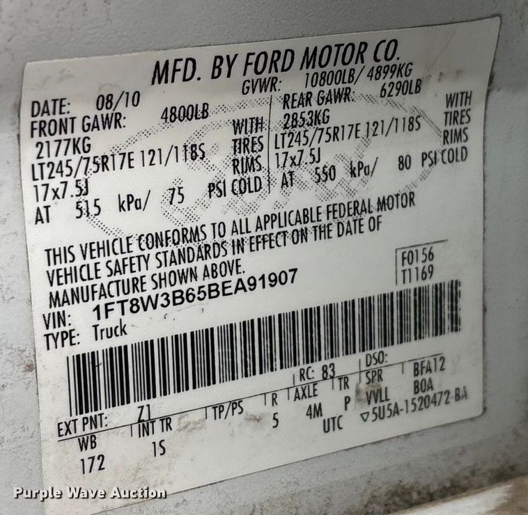 image for item FG0077 2011 Ford F350 Super Duty Crew Cab pickup truck