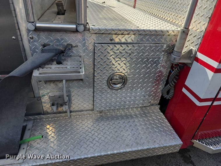 image for item FI0671 2016 Spartan LA41M2142 pumper fire truck