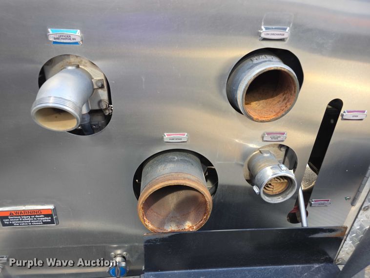 image for item FI0671 2016 Spartan LA41M2142 pumper fire truck