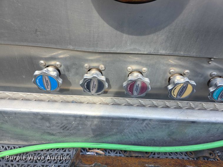 image for item FI0671 2016 Spartan LA41M2142 pumper fire truck