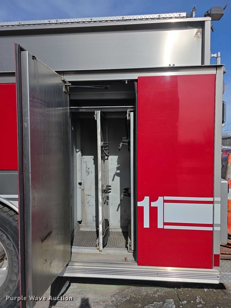 image for item FI0671 2016 Spartan LA41M2142 pumper fire truck