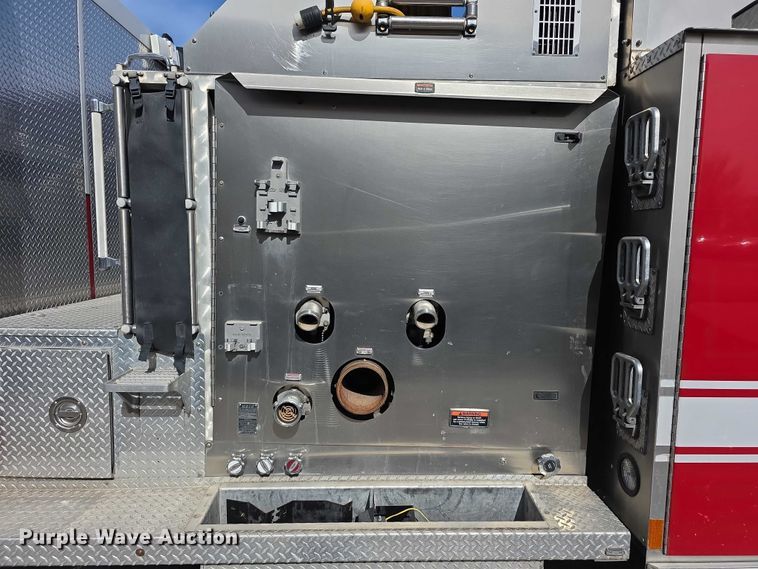 image for item FI0671 2016 Spartan LA41M2142 pumper fire truck