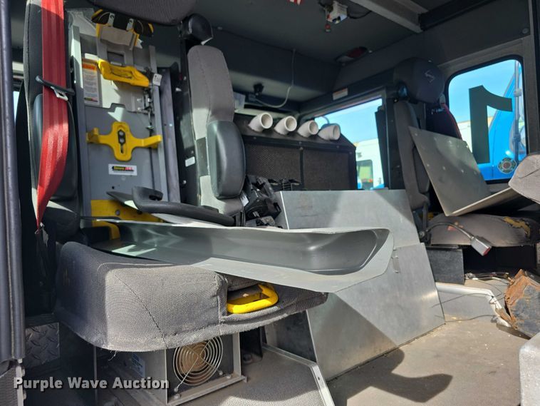 image for item FI0671 2016 Spartan LA41M2142 pumper fire truck