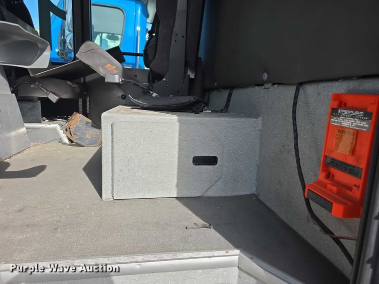 image for item FI0671 2016 Spartan LA41M2142 pumper fire truck