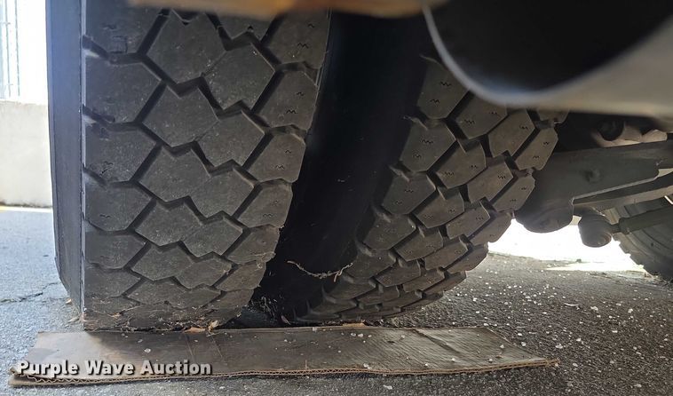 image for item FI0671 2016 Spartan LA41M2142 pumper fire truck