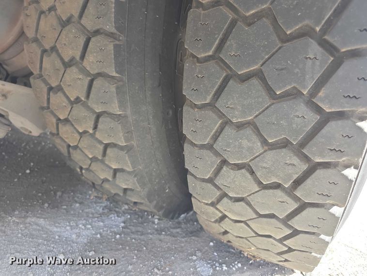 image for item FI0671 2016 Spartan LA41M2142 pumper fire truck