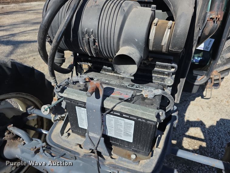 image for item FI0794 2000 New Holland TN75S MFWD tractor