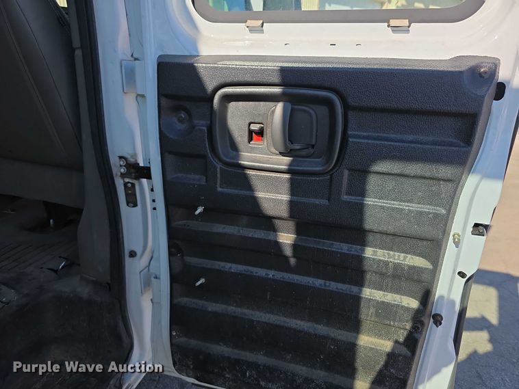 image for item FI0799 2016 Chevrolet Express G2500 van