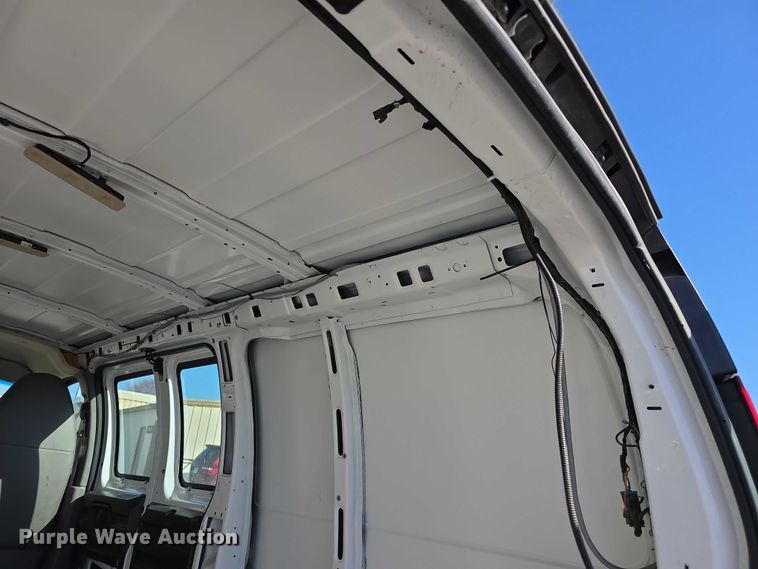 image for item FI0800 2015 Chevrolet Express G2500 van