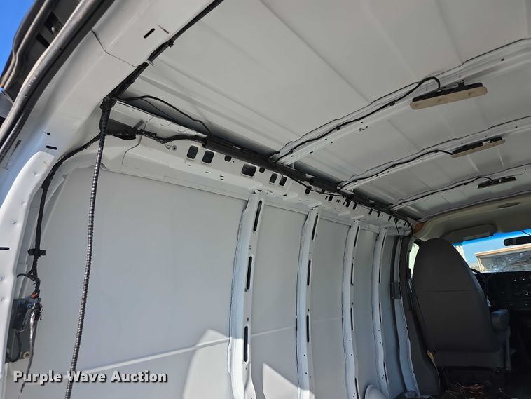 image for item FI0800 2015 Chevrolet Express G2500 van