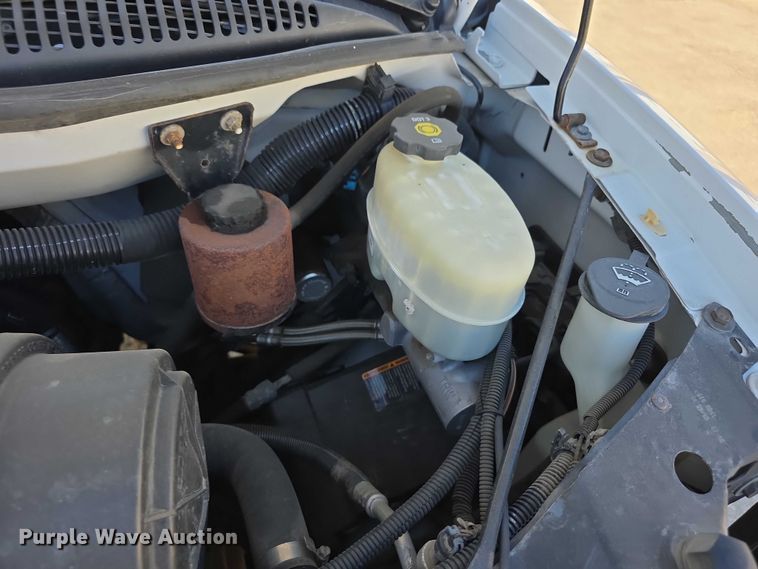 image for item FI0800 2015 Chevrolet Express G2500 van