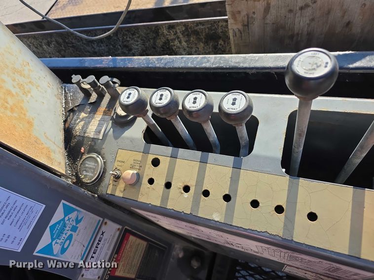 image for item FI0801 2007 International 4400 SBA crane truck