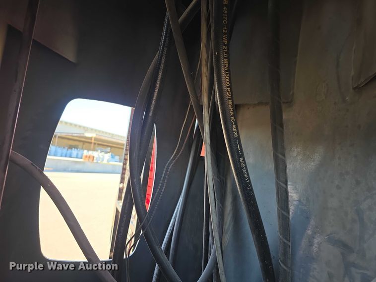 image for item FI0801 2007 International 4400 SBA crane truck