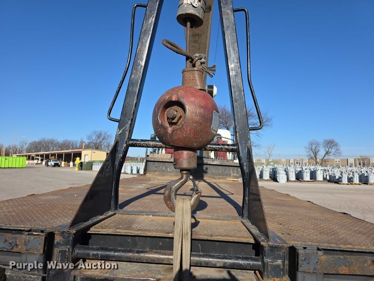 image for item FI0801 2007 International 4400 SBA crane truck