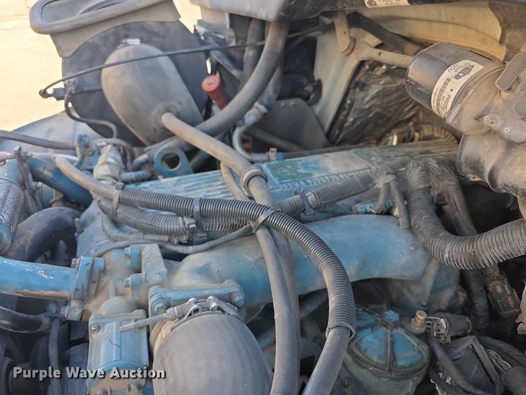 image for item FI0801 2007 International 4400 SBA crane truck