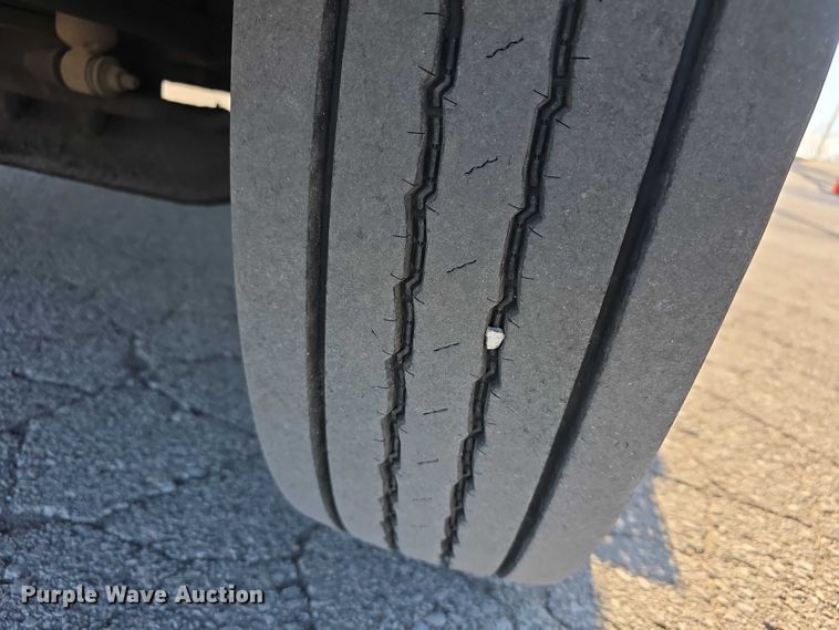 image for item FI0801 2007 International 4400 SBA crane truck