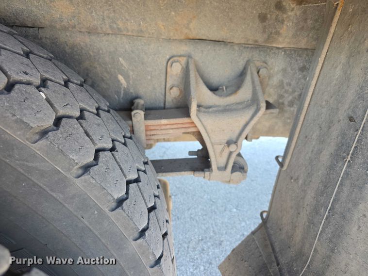 image for item FI0801 2007 International 4400 SBA crane truck