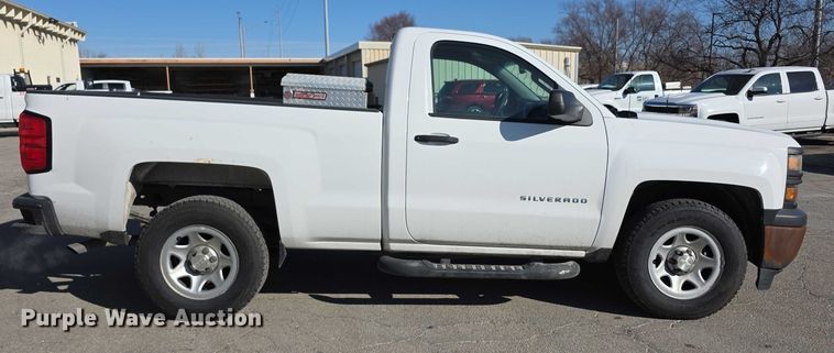 image for item FI0829 2015 Chevrolet Silverado 1500 pickup truck