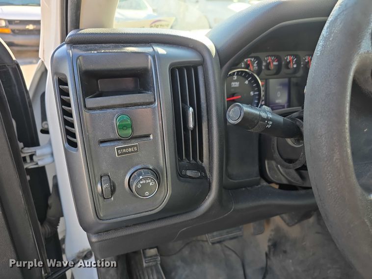 image for item FI0829 2015 Chevrolet Silverado 1500 pickup truck