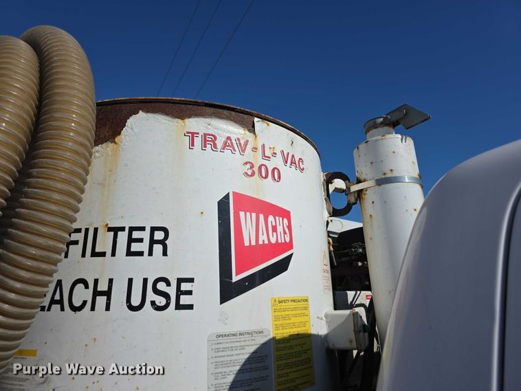 image for item FI0830 2015 Chevrolet Silverado 3500HD utility bed pickup truck