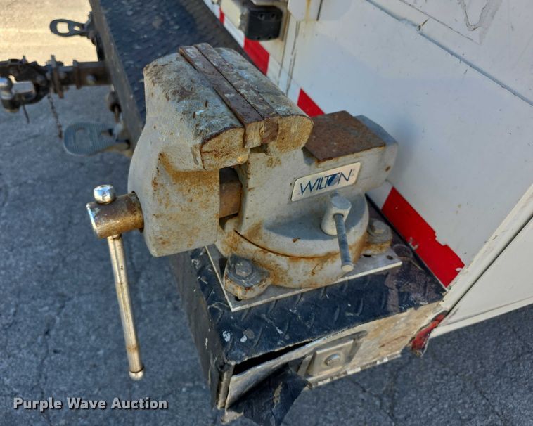 image for item FI0830 2015 Chevrolet Silverado 3500HD utility bed pickup truck