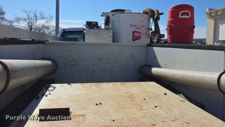 image for item FI0830 2015 Chevrolet Silverado 3500HD utility bed pickup truck