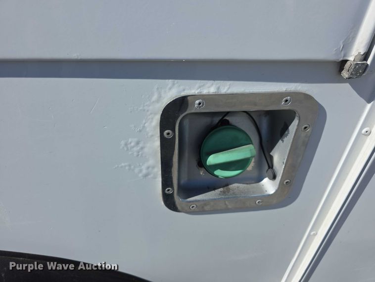 image for item FI0830 2015 Chevrolet Silverado 3500HD utility bed pickup truck