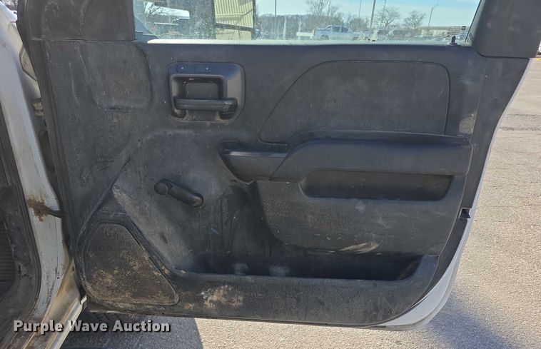 image for item FI0830 2015 Chevrolet Silverado 3500HD utility bed pickup truck