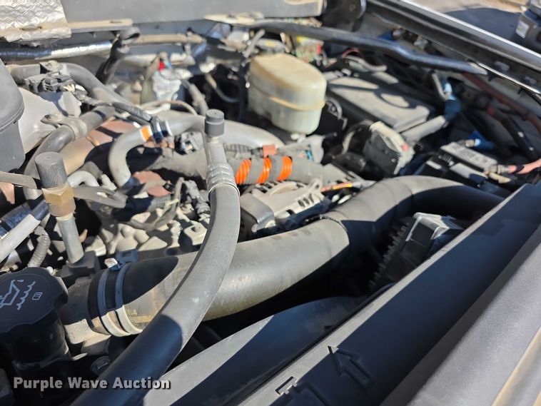 image for item FI0830 2015 Chevrolet Silverado 3500HD utility bed pickup truck