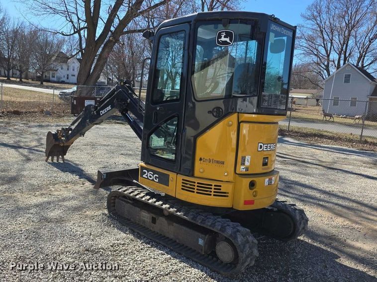 image for item FI0882 2017 John Deere 26G mini excavator