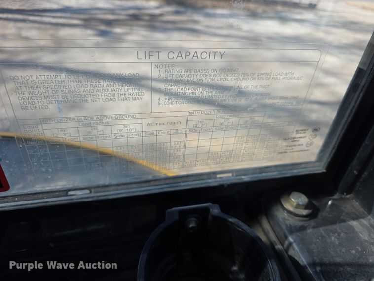 image for item FI0882 2017 John Deere 26G mini excavator