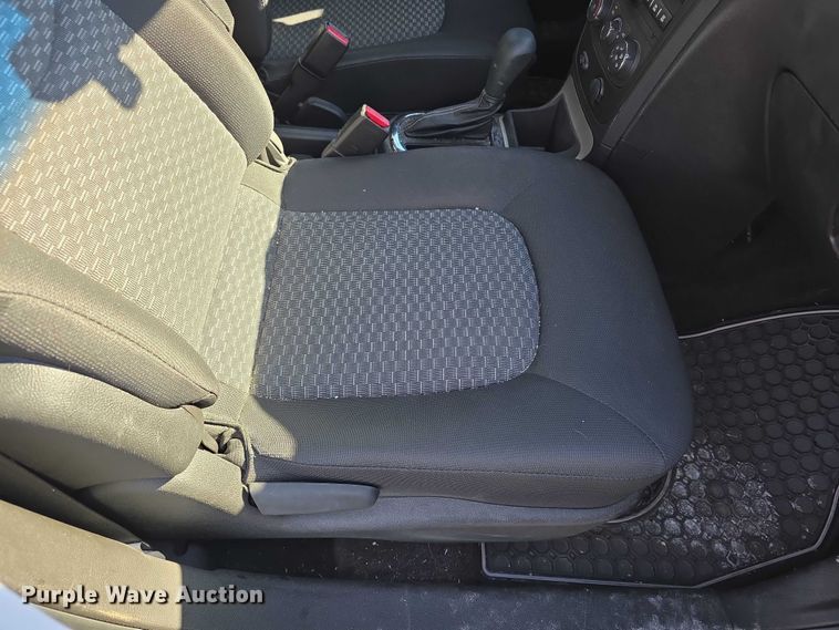 image for item FI0885 2011 Chevrolet HHR SUV