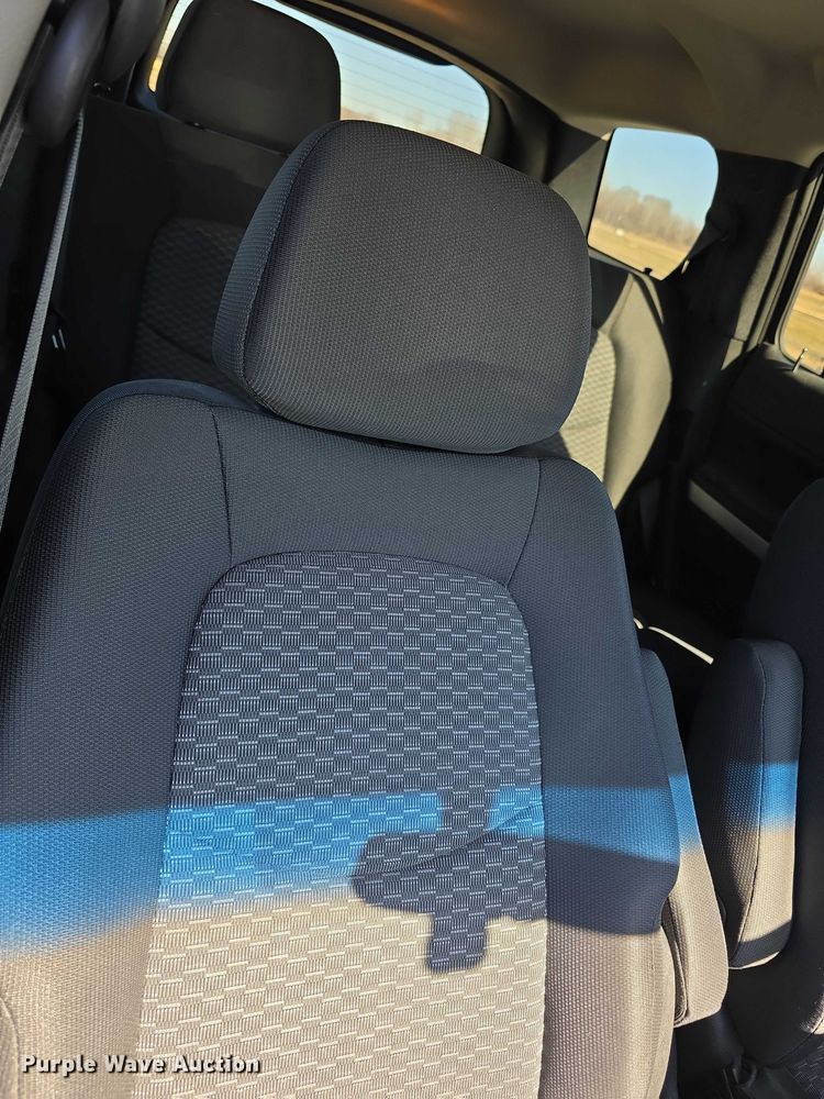 image for item FI0885 2011 Chevrolet HHR SUV