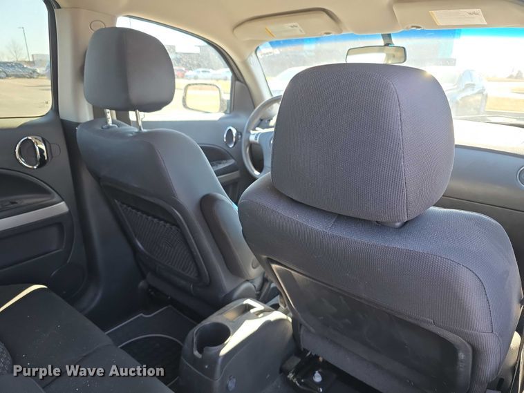 image for item FI0885 2011 Chevrolet HHR SUV