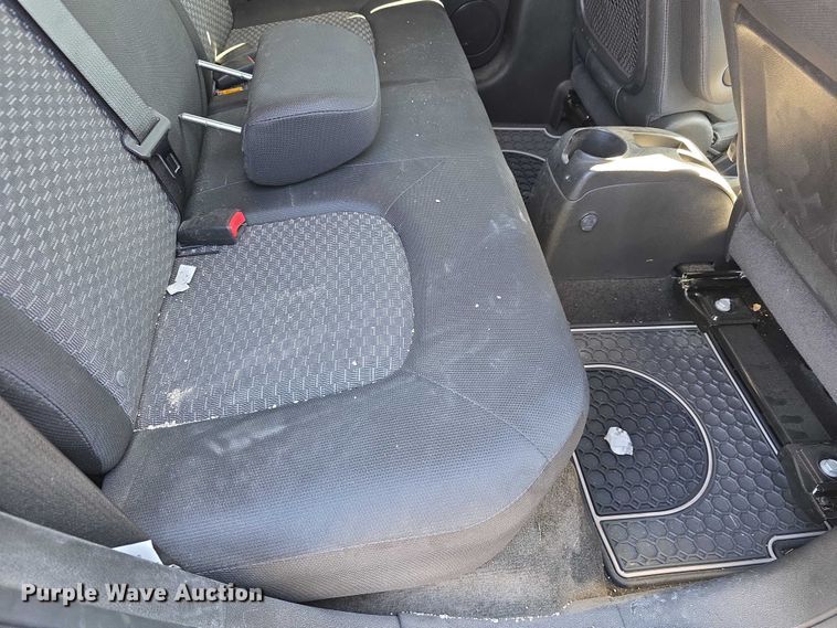 image for item FI0885 2011 Chevrolet HHR SUV