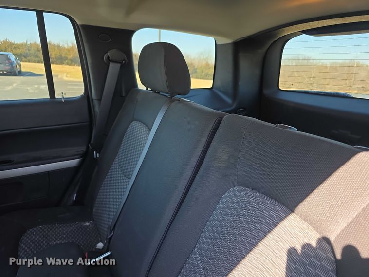 image for item FI0885 2011 Chevrolet HHR SUV