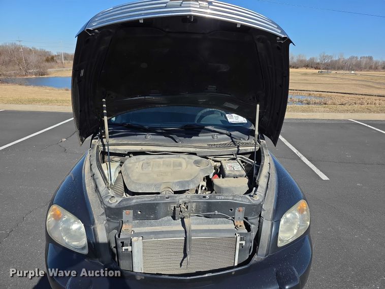 image for item FI0885 2011 Chevrolet HHR SUV