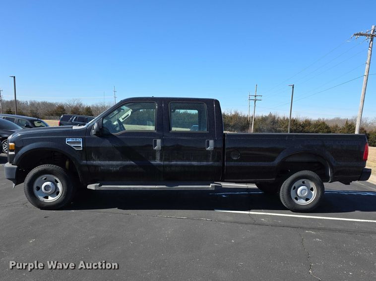 image for item FI0886 2008 Ford F350 XL Super Duty Crew Cab pickup truck
