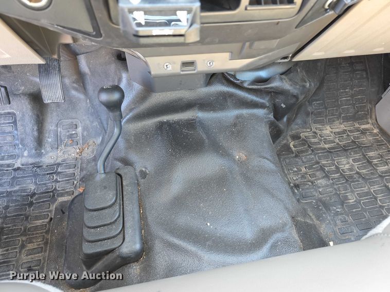 image for item FI0886 2008 Ford F350 XL Super Duty Crew Cab pickup truck