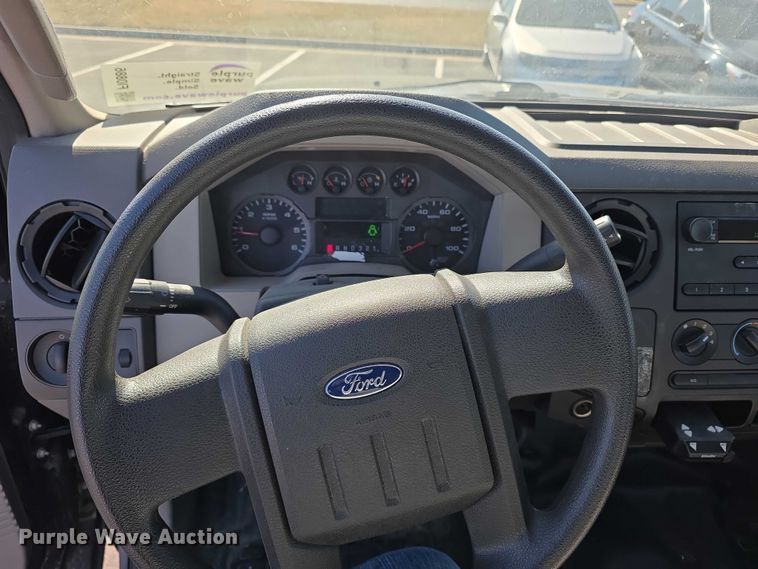 image for item FI0886 2008 Ford F350 XL Super Duty Crew Cab pickup truck