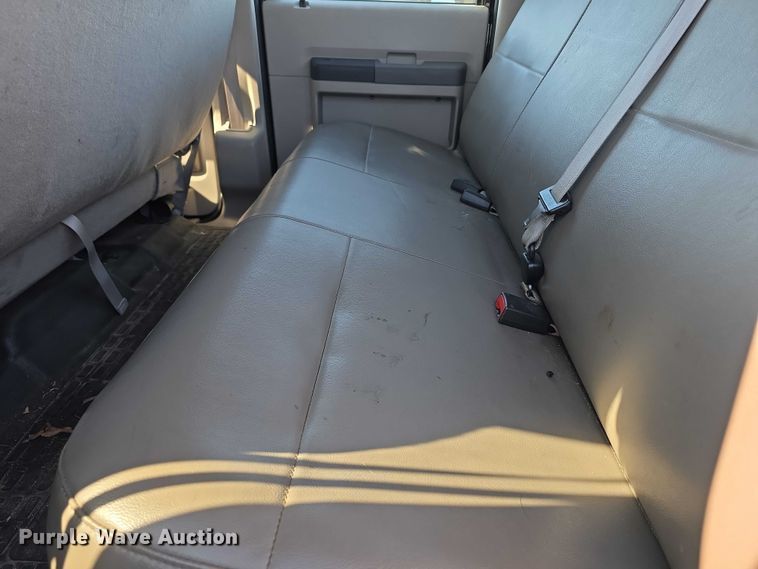 image for item FI0886 2008 Ford F350 XL Super Duty Crew Cab pickup truck