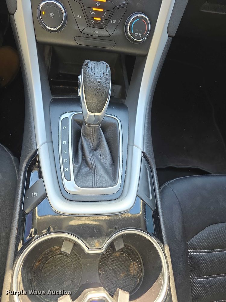 image for item FI0887 2015 Ford Fusion SE 