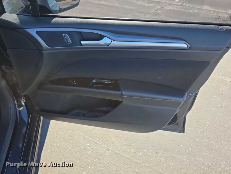 image for item FI0887 2015 Ford Fusion SE 