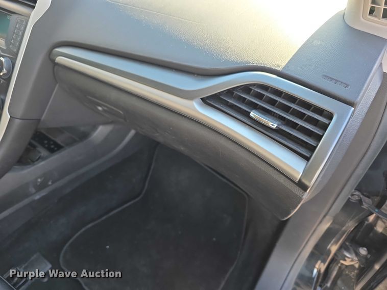 image for item FI0887 2015 Ford Fusion SE 